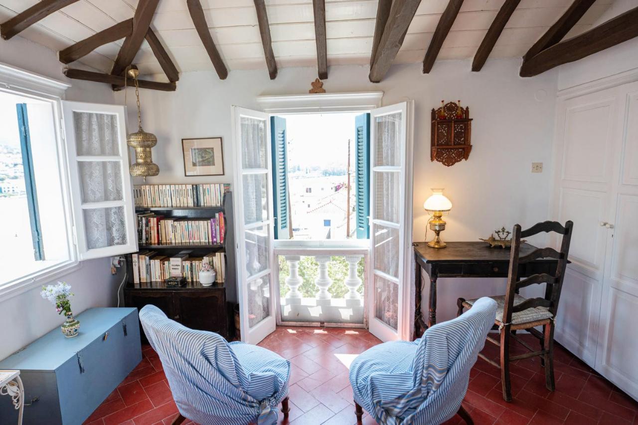 Traditional House Under The Clock Tower With Sweet View Πόρος Εξωτερικό φωτογραφία