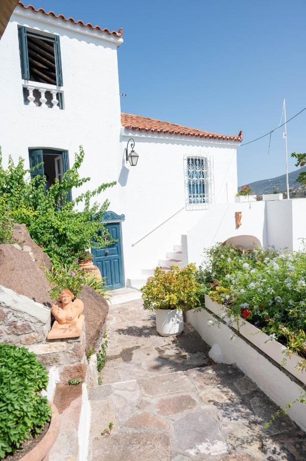 Traditional House Under The Clock Tower With Sweet View Πόρος Εξωτερικό φωτογραφία